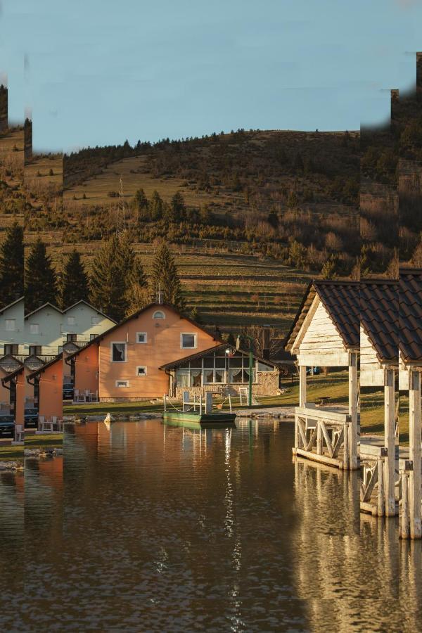Lake House Bebic Купрес Екстериор снимка