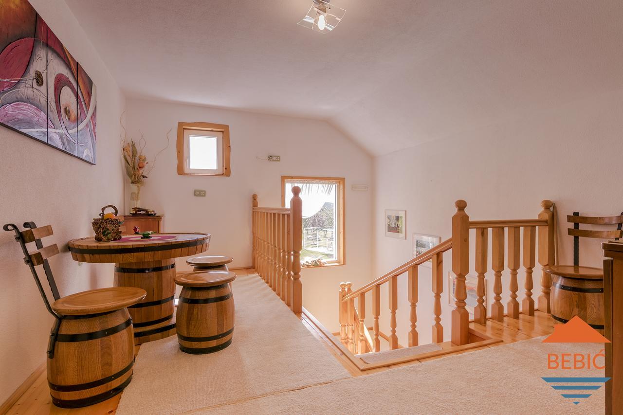 Lake House Bebic Купрес Екстериор снимка
